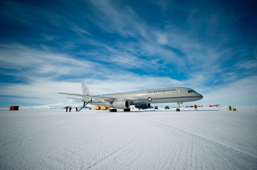 Antarctica flight