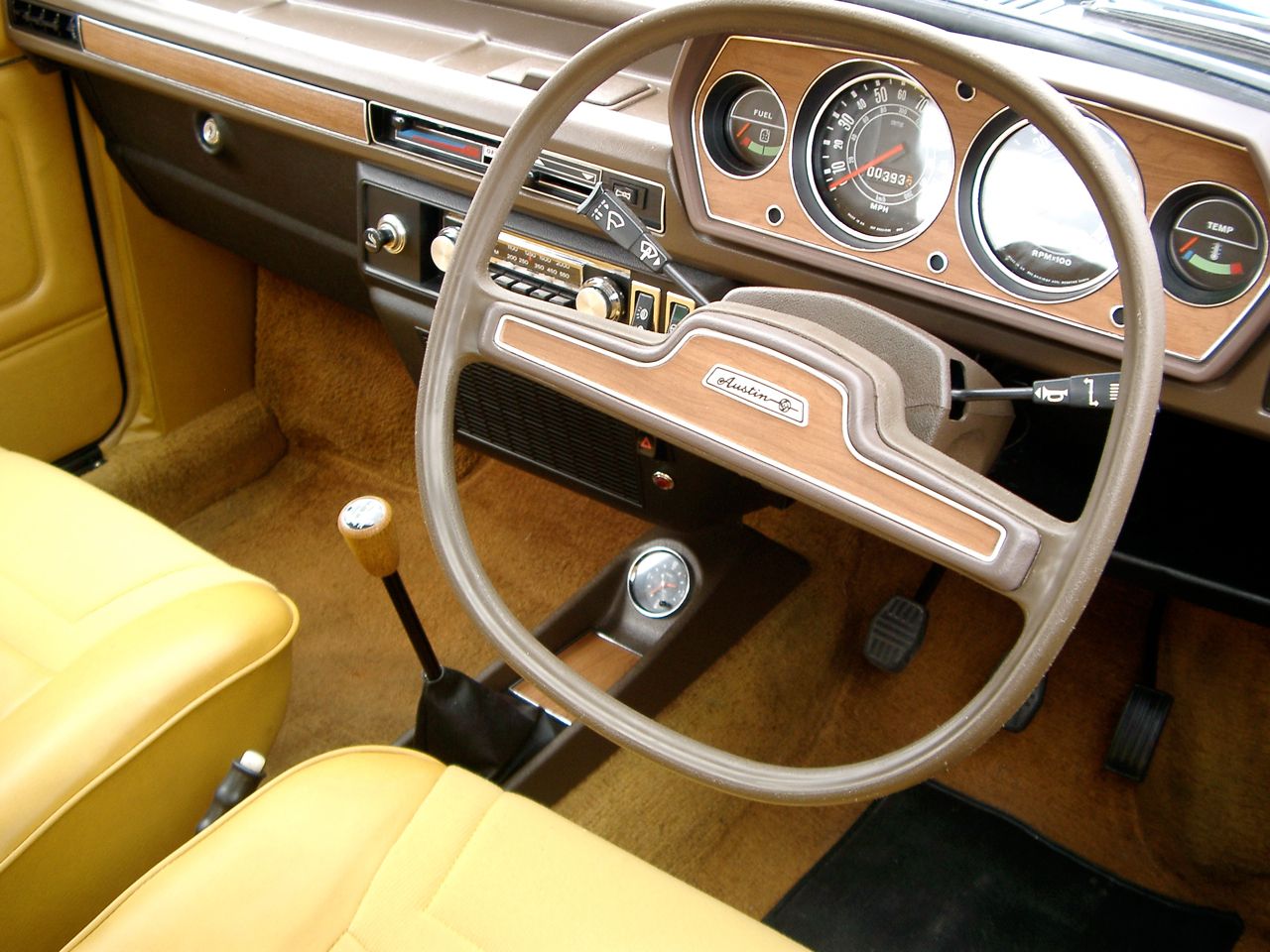 Austin Allegro’s Quartic Steering Wheel