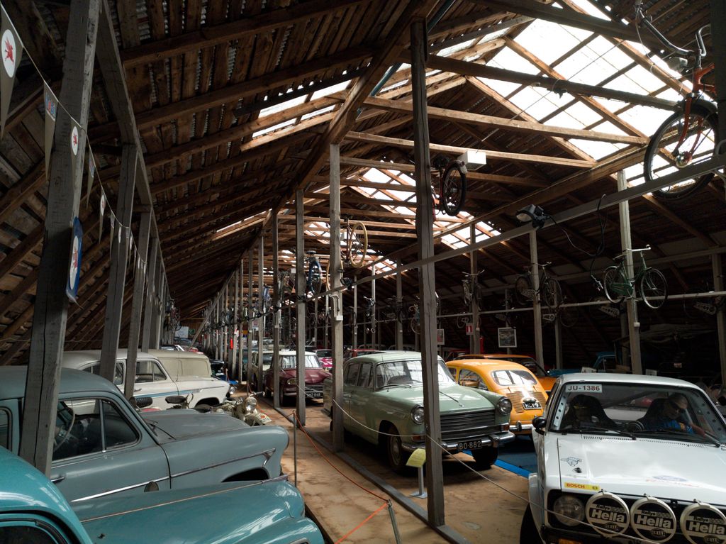 Lost in Time: Uncovering the Eerie, Dust-Laden Legacy of an Abandoned Classic Car Museum