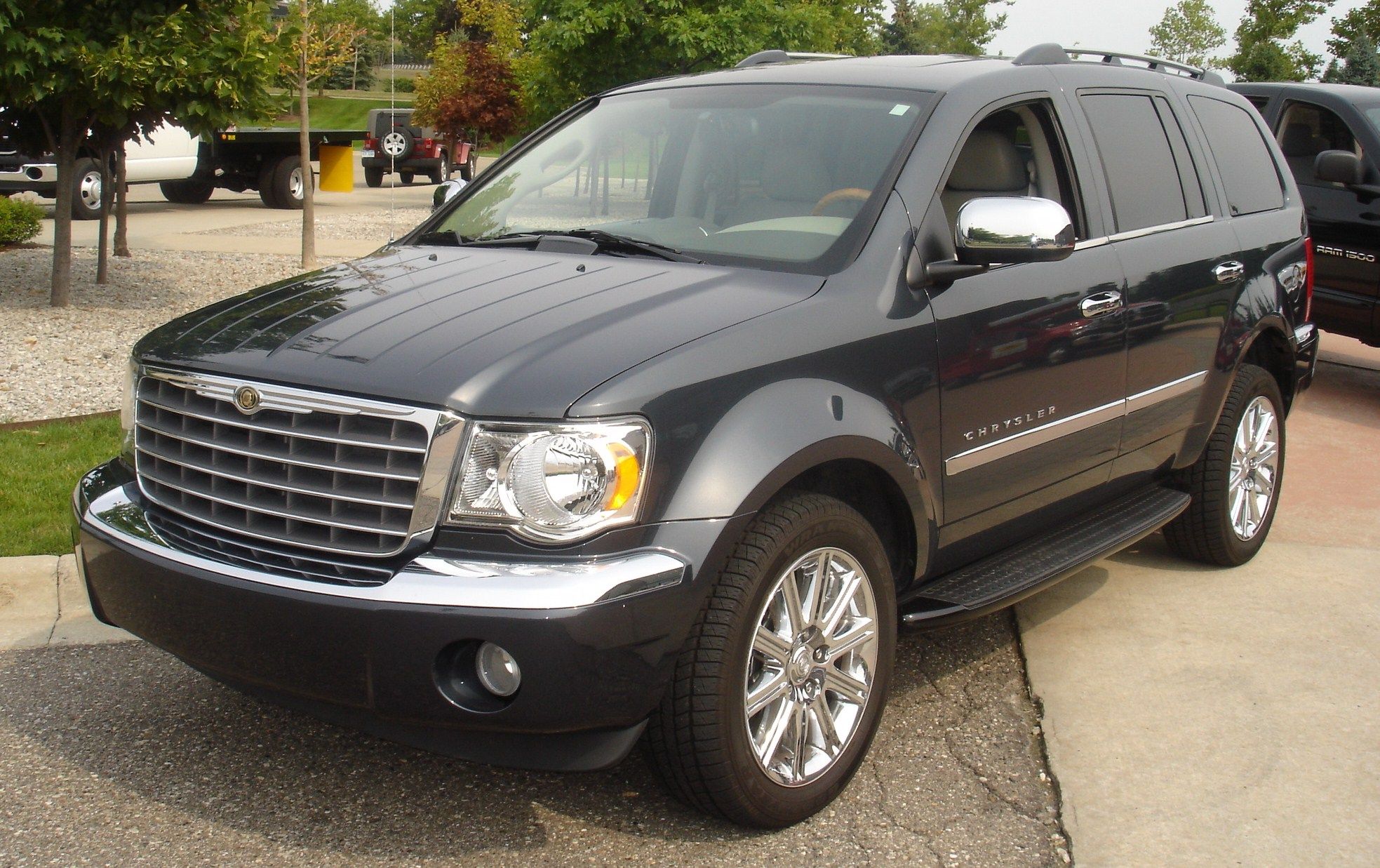 Chrysler Aspen Hybrid