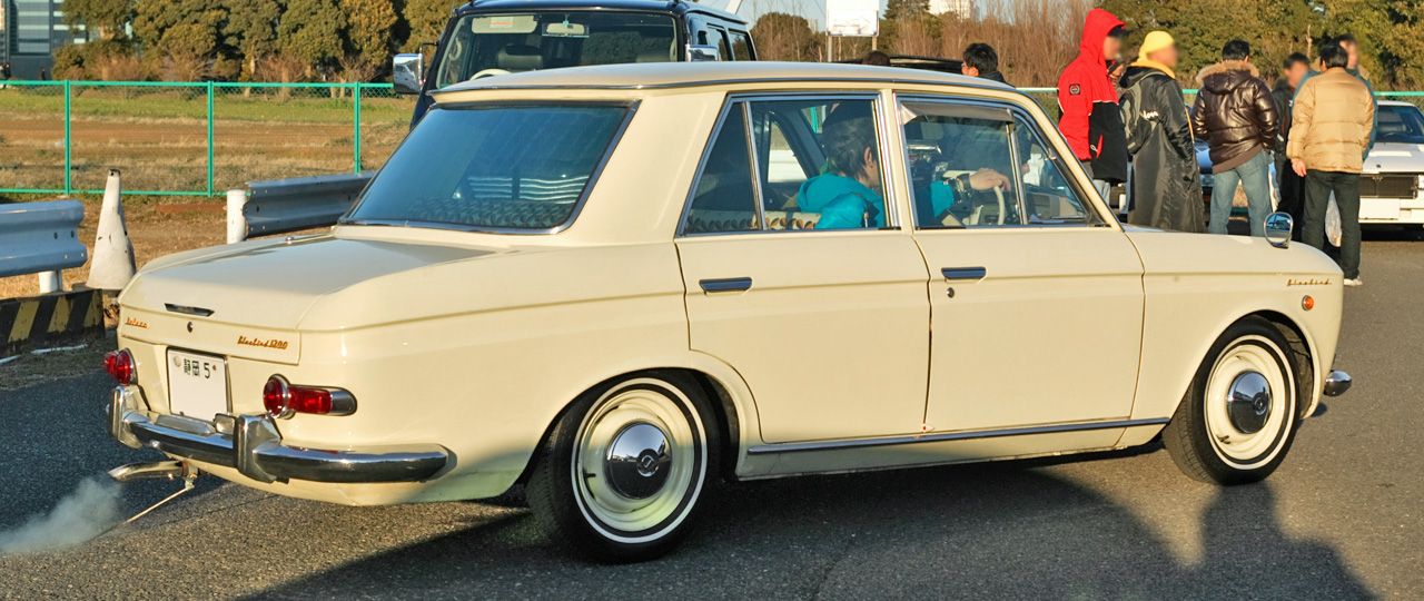 Datsun Bluebird 410: