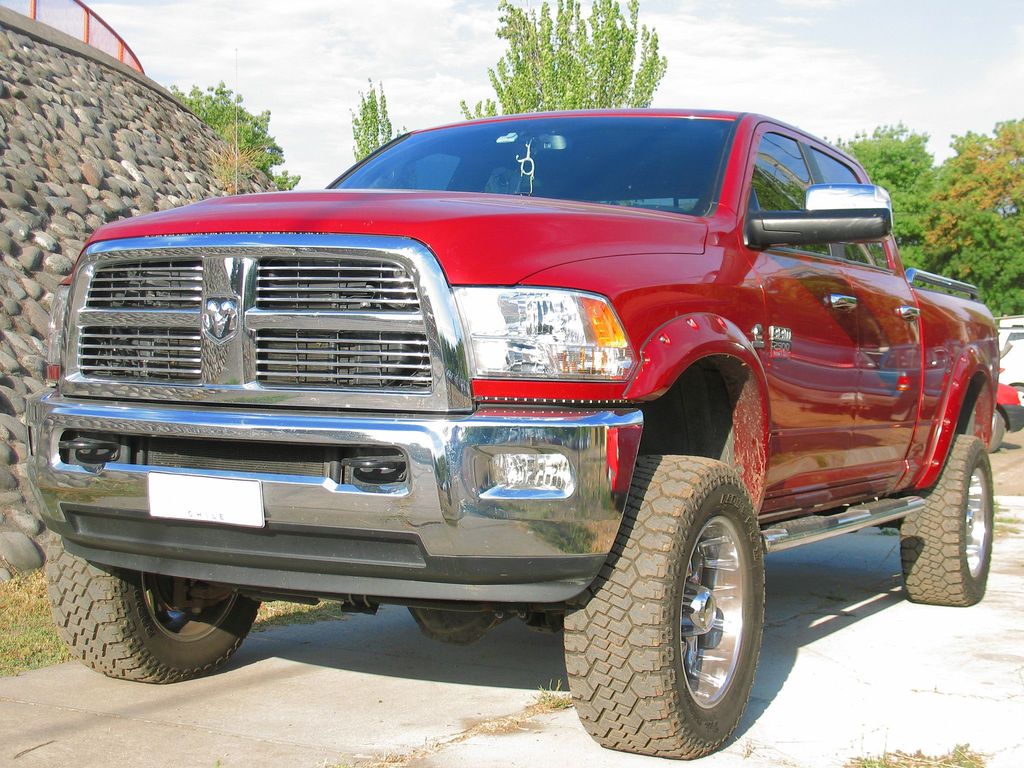 Dodge Ram 2500 (V8)