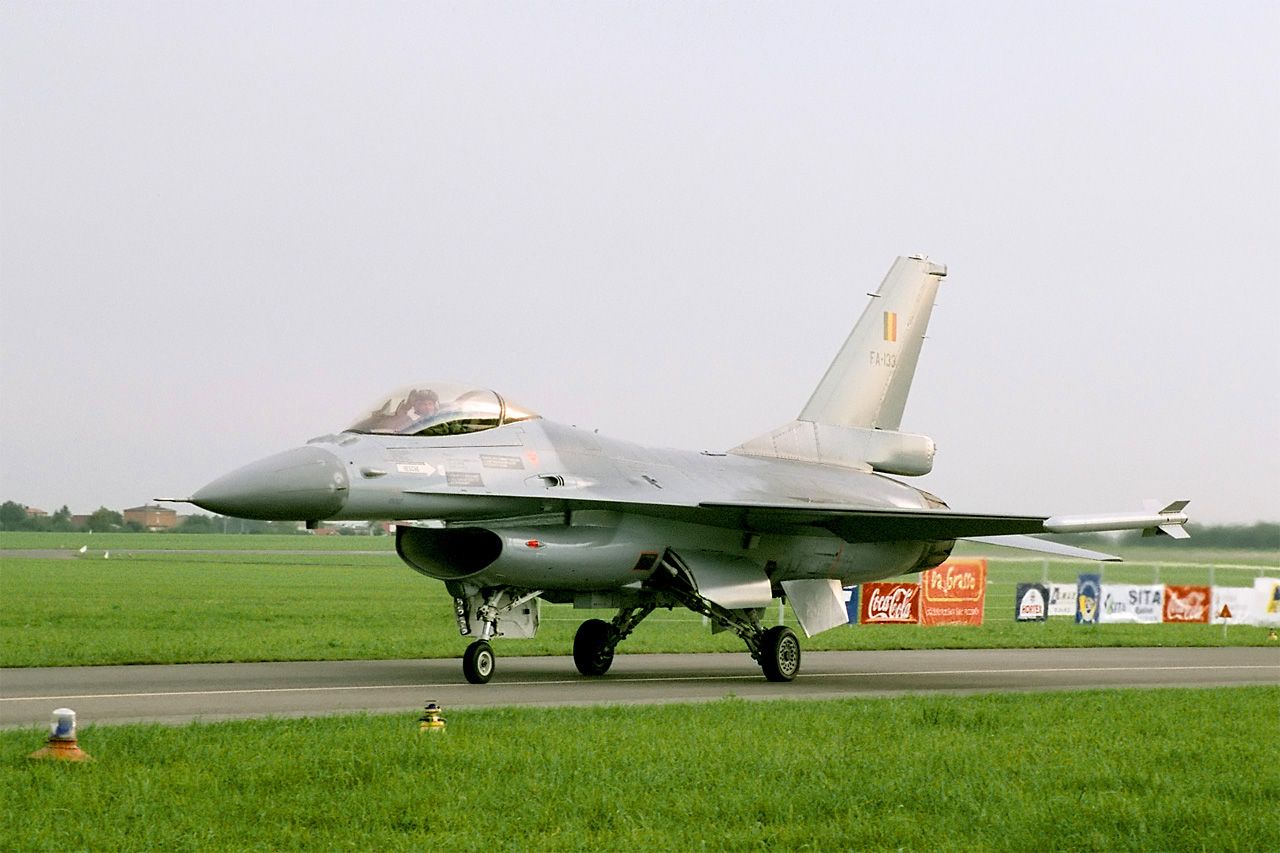 F-16 MLU