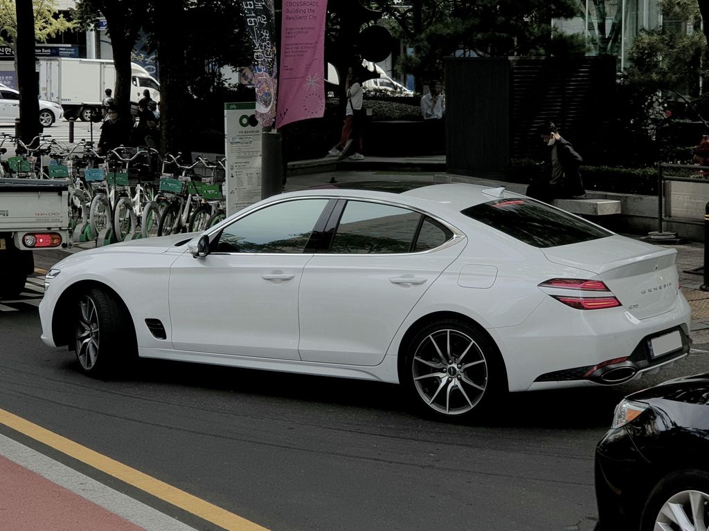 Genesis G70 Design Edition