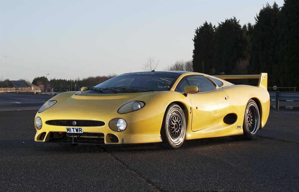 Jaguar XJ220S
