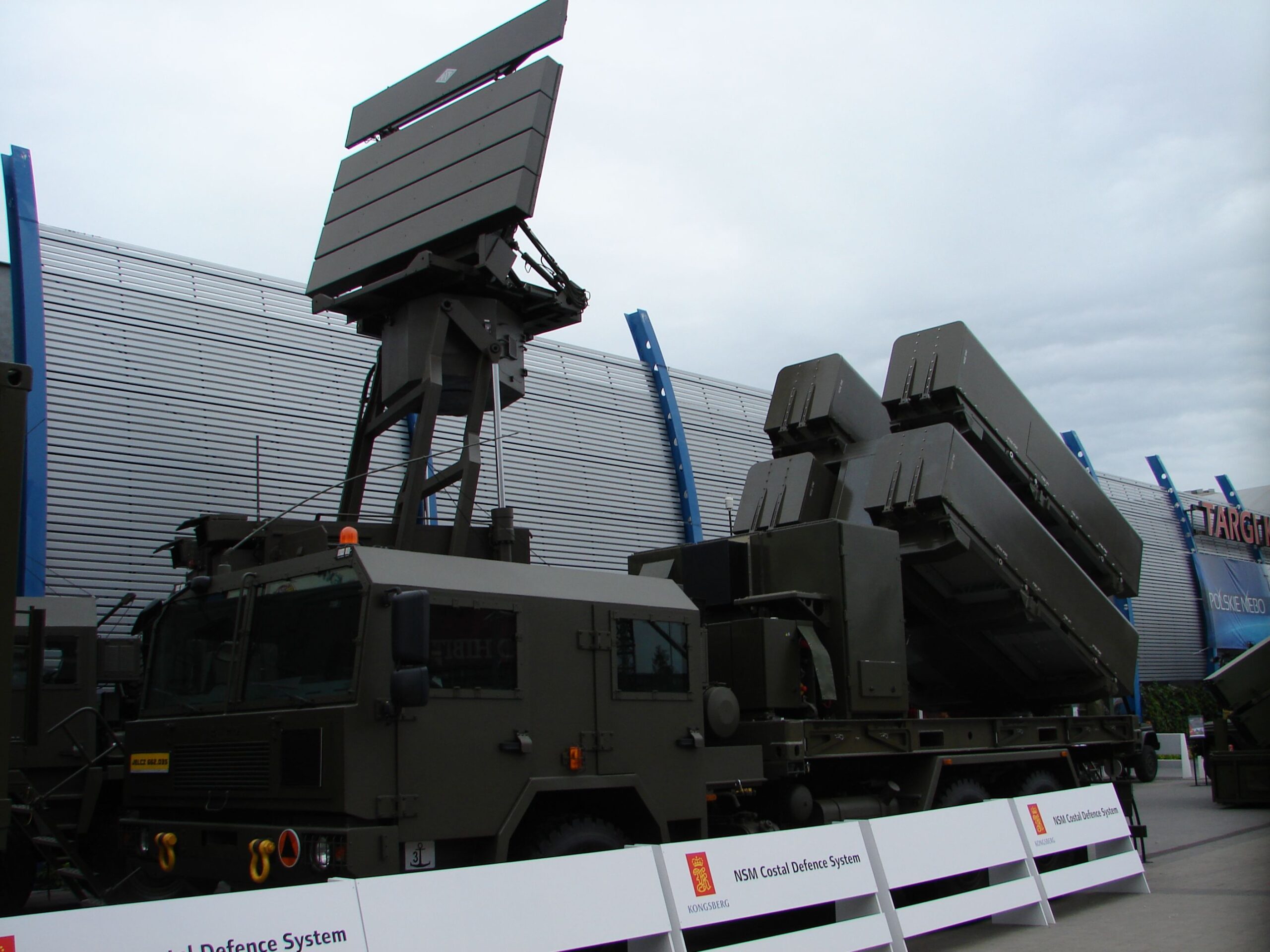 Z-137 missile-armed