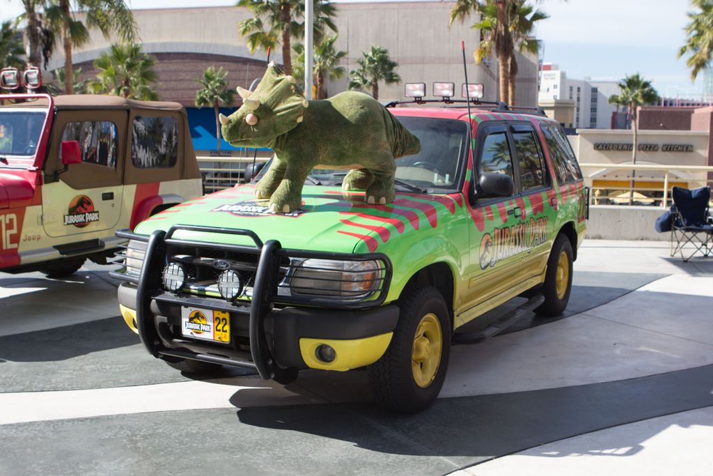 Jurassic Park Ford Explorer (Replica)