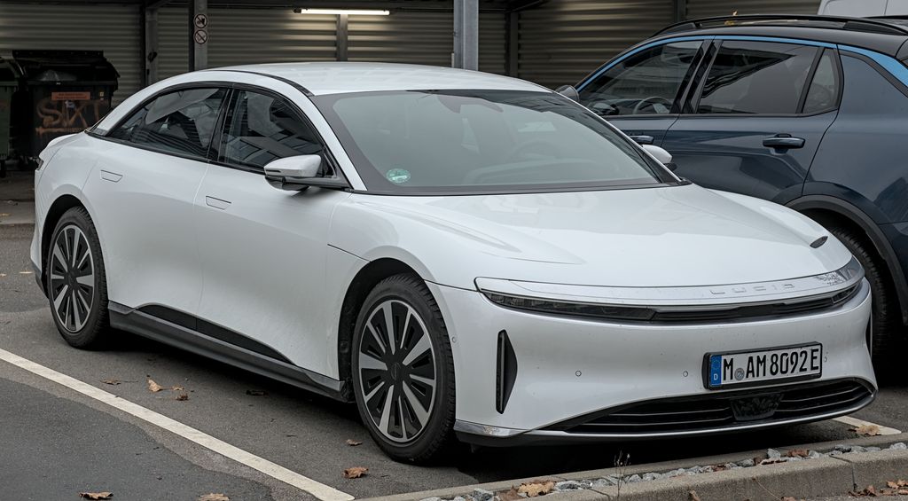 2025 Lucid Air Pure (EV)