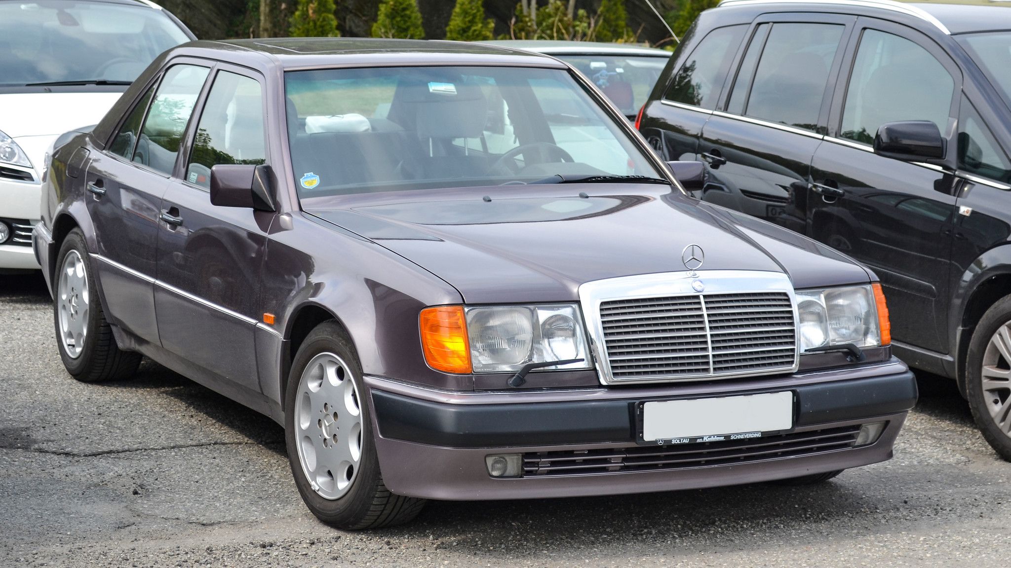 Mercedes-Benz 500E