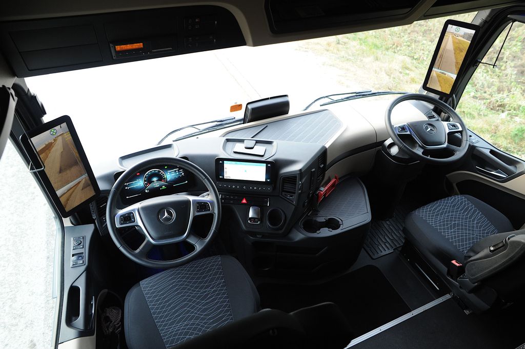 Replacing Side Mirrors with Cameras