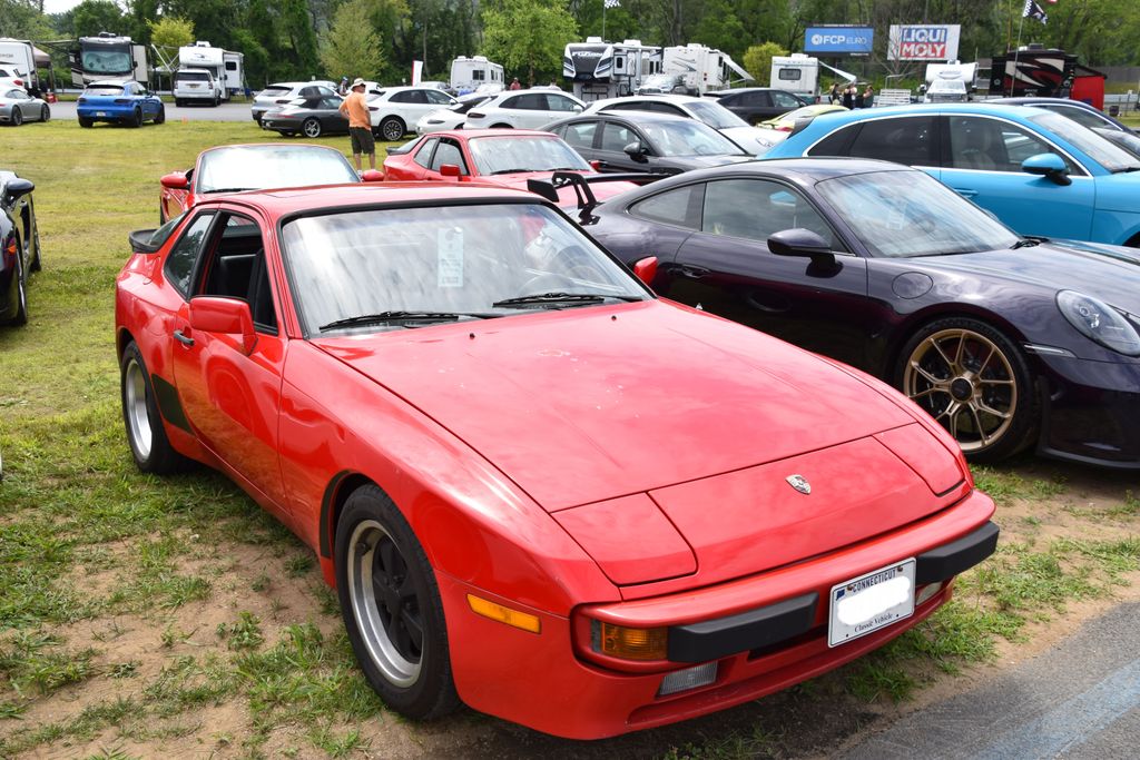 Porsche 944 (1982-1991)
