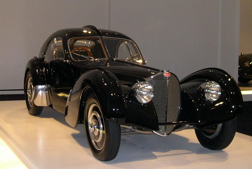 Bugatti: Type 57 Atlantic (1938)