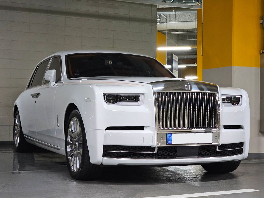 Black is the New Gold: Inside the World of Rolls-Royce’s Black Badge Owners and Their Rebellious Spirit