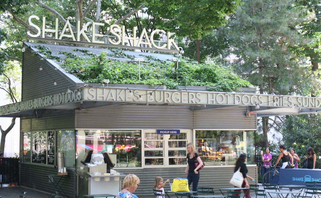 Shake Shack’s Digital Leap: From Hour-Long Lines to Robot Deliveries and Your Perfect Order, Ready When You Are
