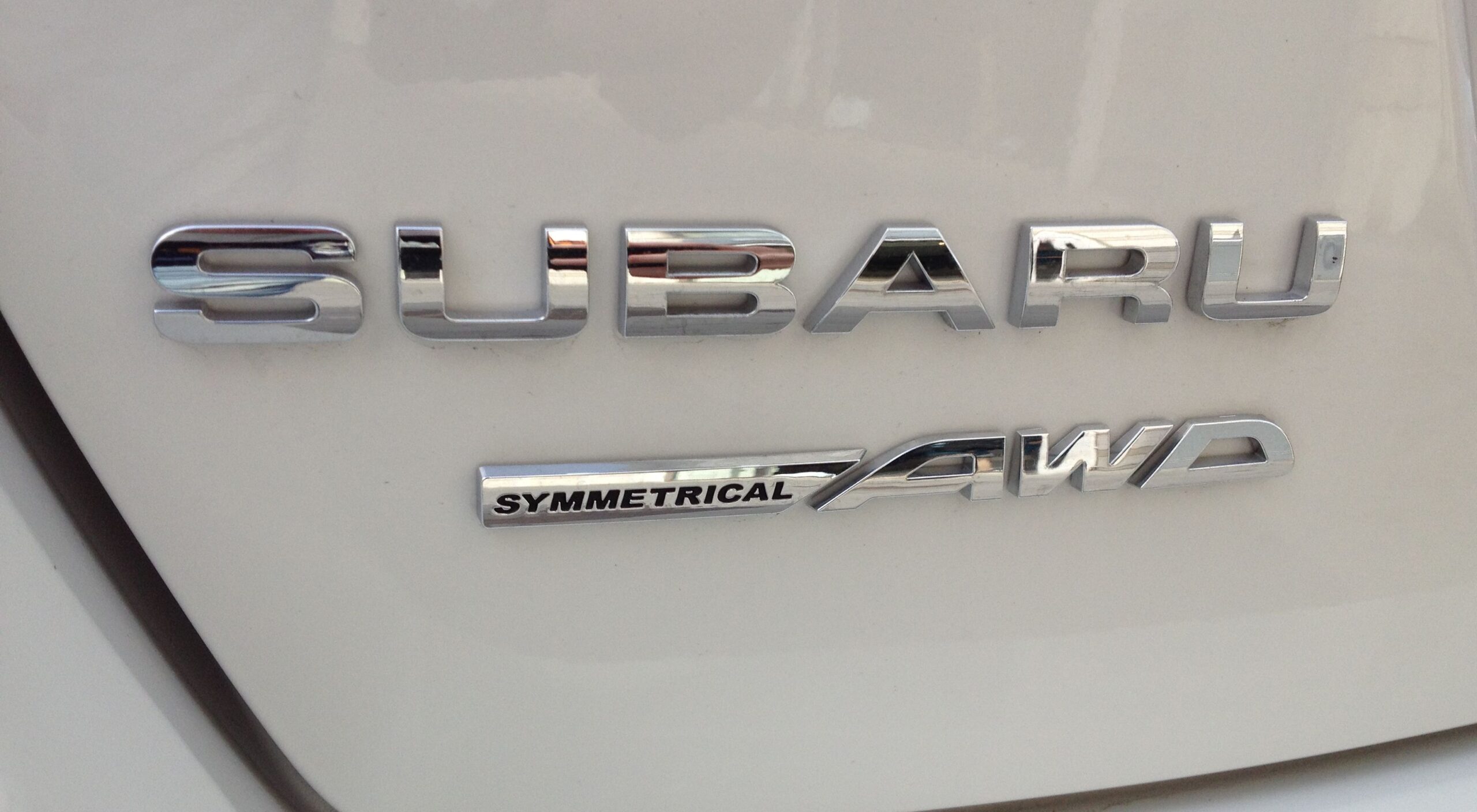 Unpacking Subaru’s Symmetrical All-Wheel Drive: A Deep Dive into its Engineering, Variants, and Performance Advantages