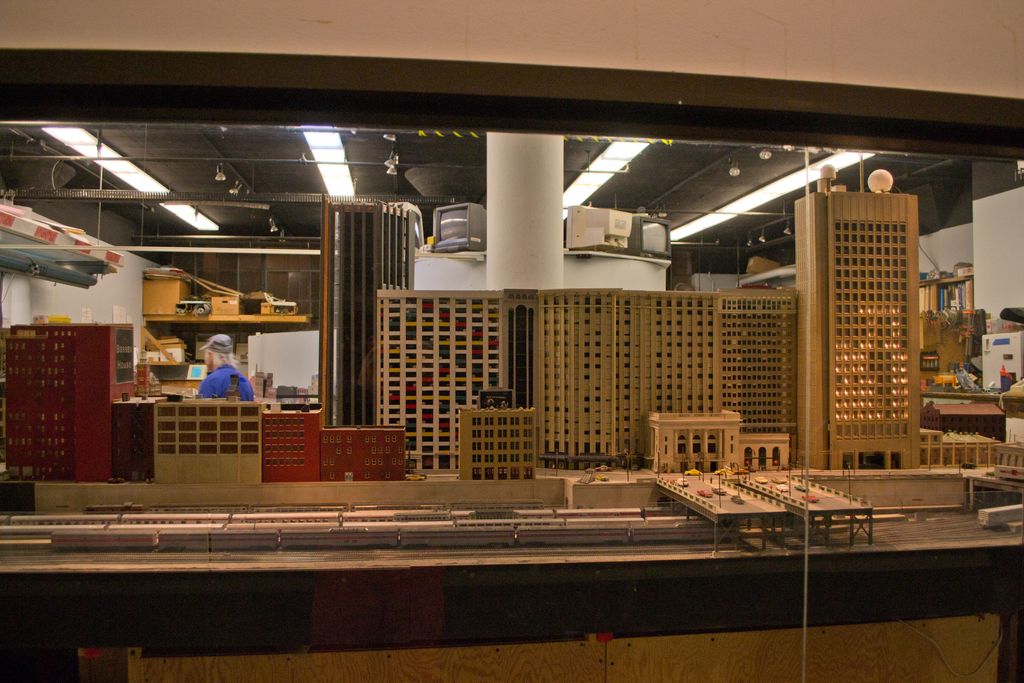 Building Model Railroads