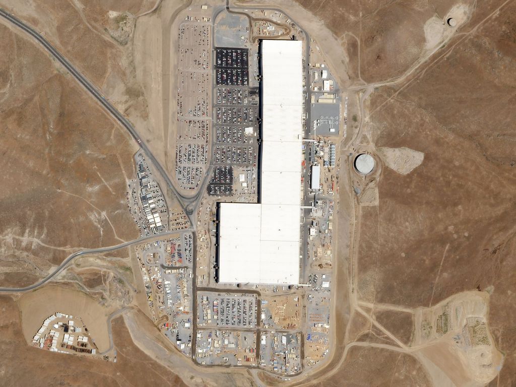 Tesla’s Nevada Gigafactory