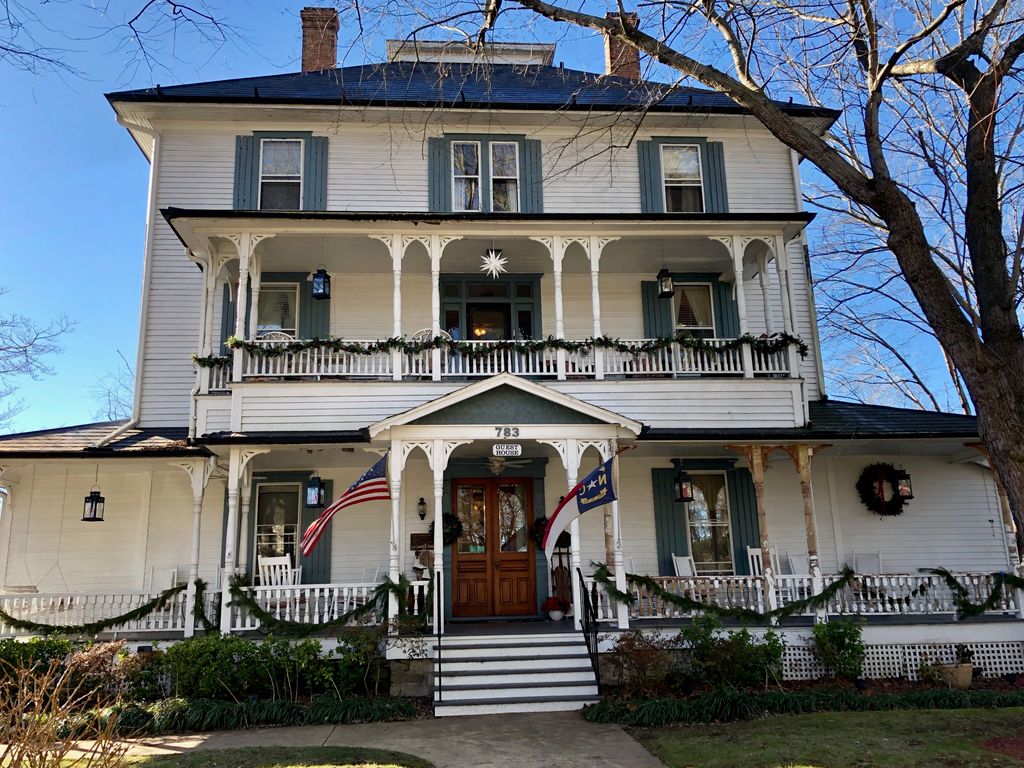 The Waverly Inn