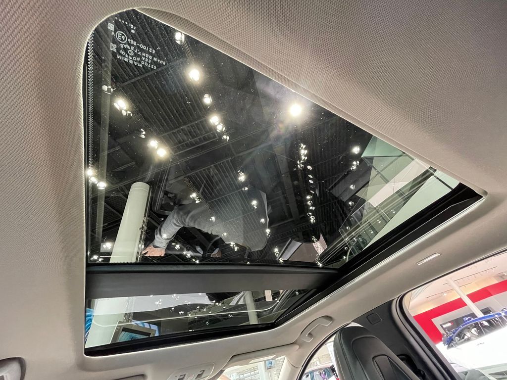 Sunroofs / Glass Roofs