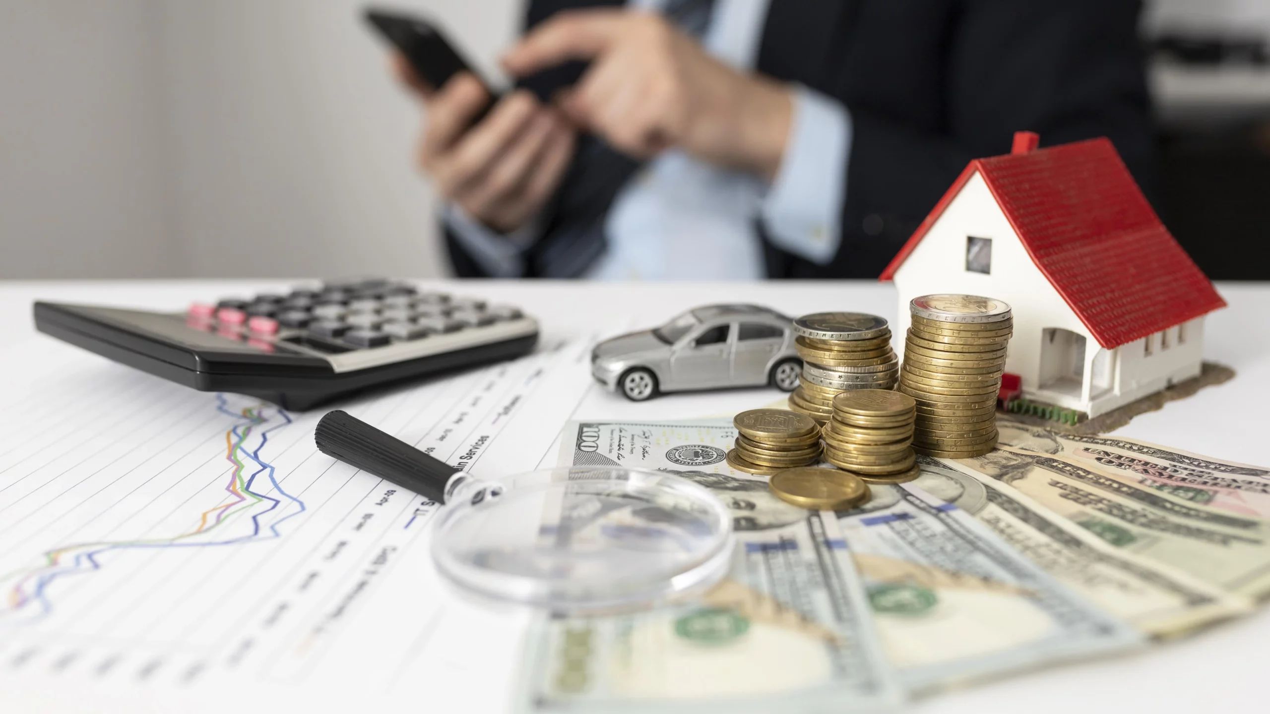 Toxic Money Habits: How Parents Unknowingly Shape Their Children’s Financial Destinies, According to Top Finance Experts