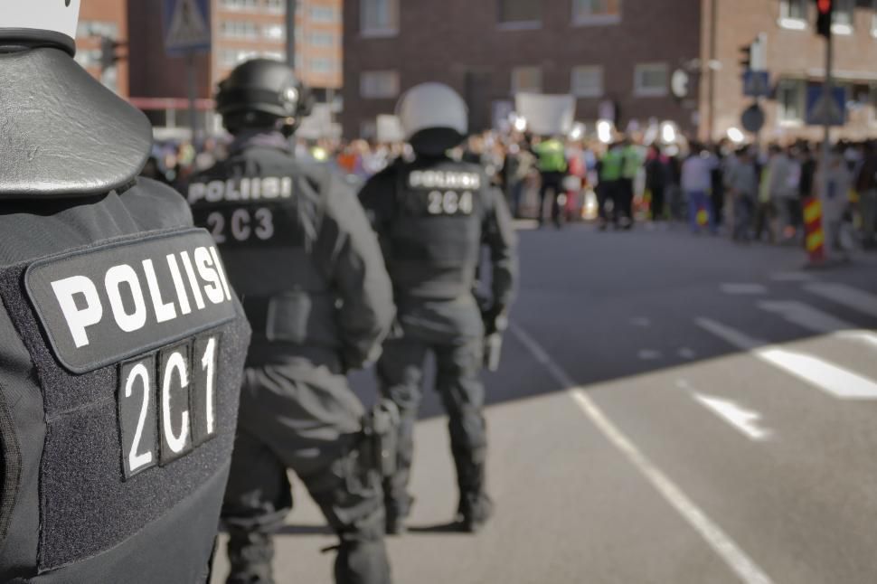 officers responding