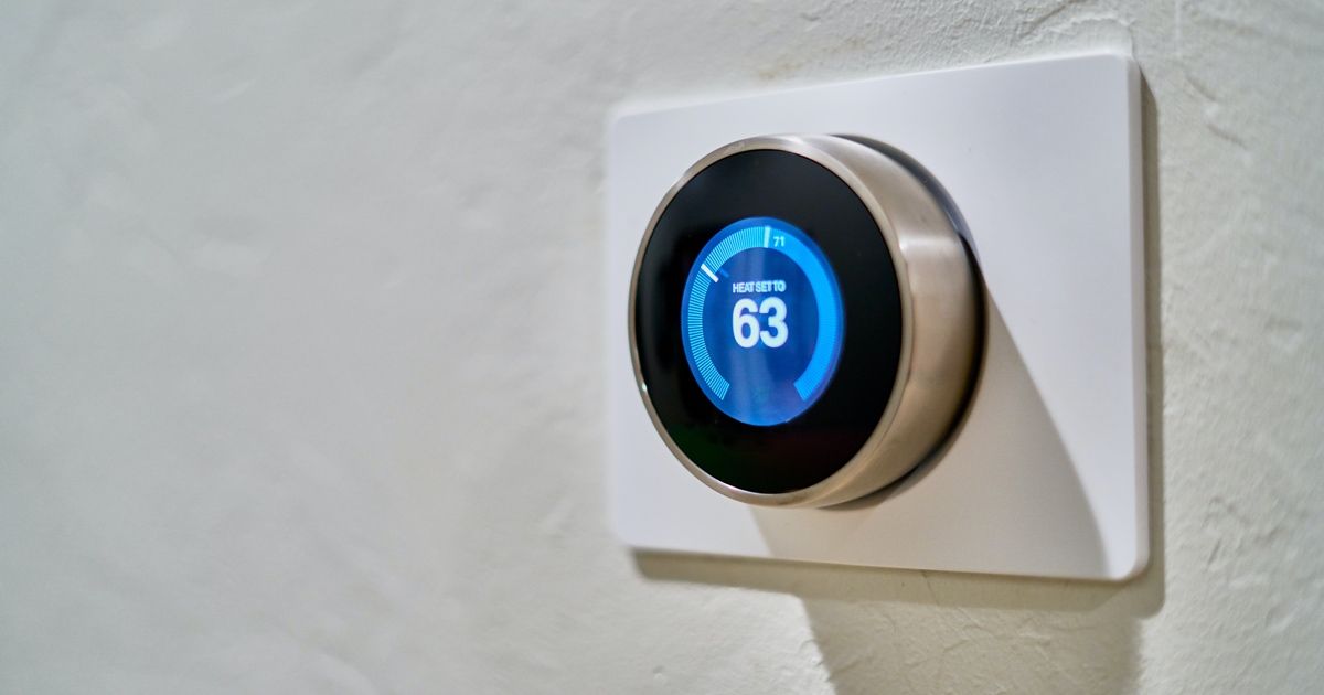 Smarter Living with HomeKit: Intelligent Automation and Energy Management