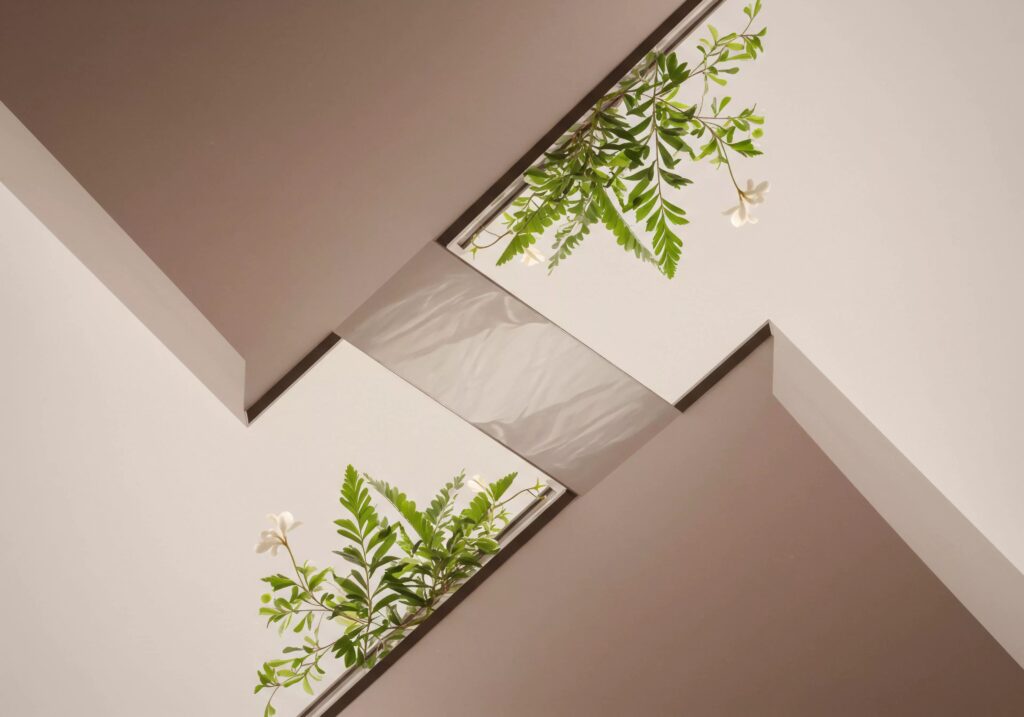 Isolating Structures: Architectures of Enforced Disconnection