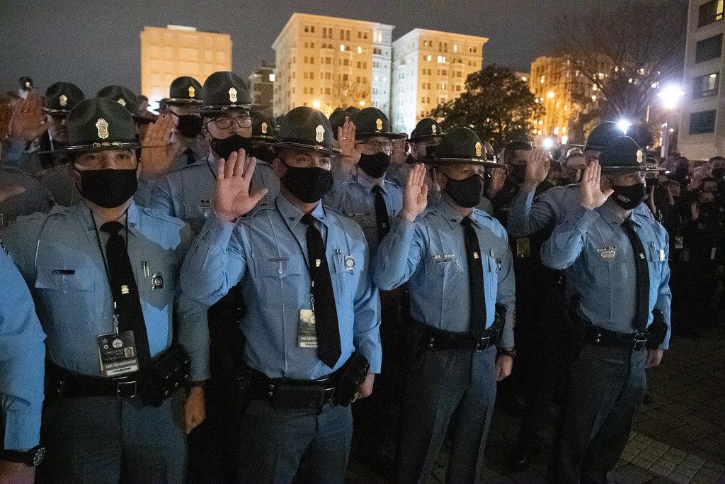 D.C. Under Siege? Federal Law Enforcement Presence Sparks Outrage and Confrontation on Busy City Streets