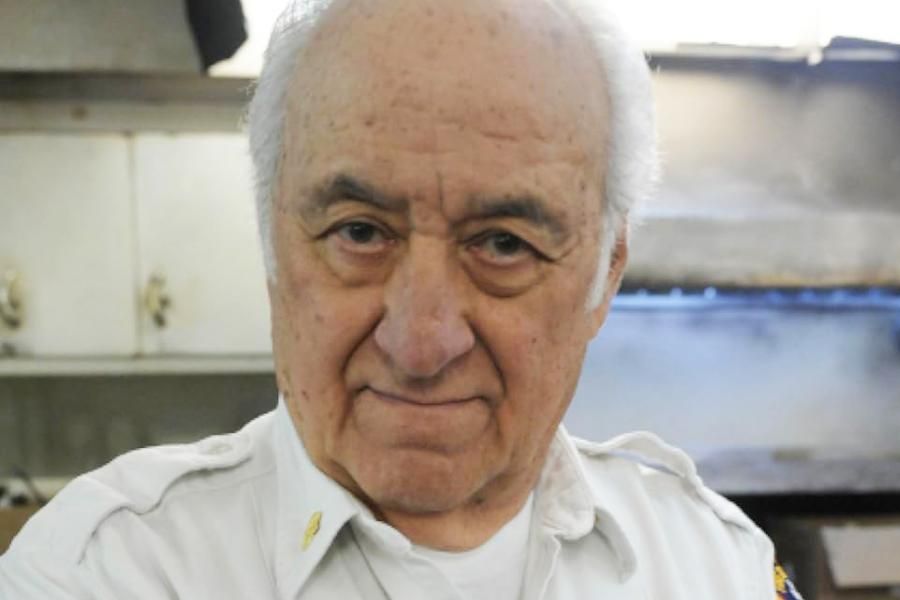 Jerry Adler, Veteran of Broadway and Screen, Who Found Acclaim as an Actor in Late Life, Dies at 96