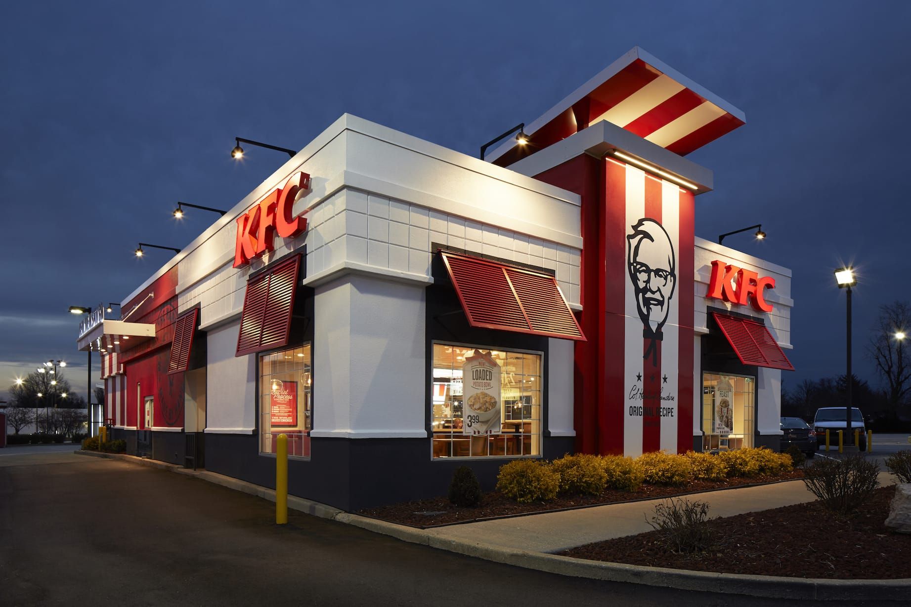Craving Crispy? Fans Crown These 15 Grocery Stores with the Best Fried Chicken!