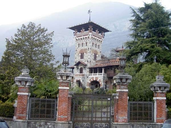 Acquaseria, Lombardy, Italy: Prestigious Villa (€1,550,000)