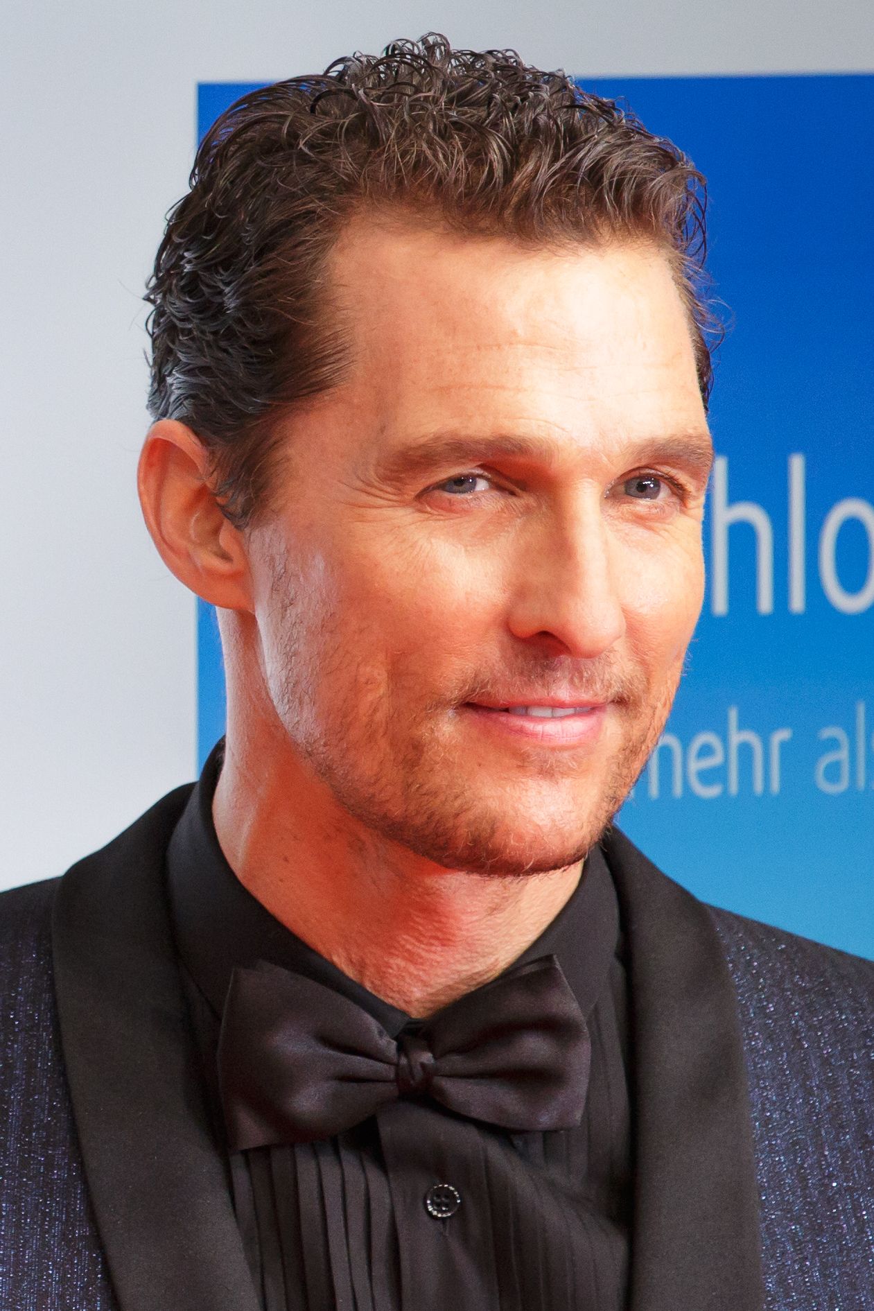 Alright, Alright, Alright: Unpacking Matthew McConaughey’s Extraordinary Metamorphosis from Rom-Com Royalty to Oscar-Winning Icon