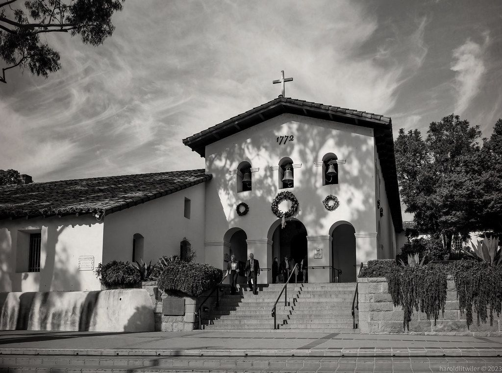 Spanish Colonization: Missions, Expeditions, and Early Settlements
