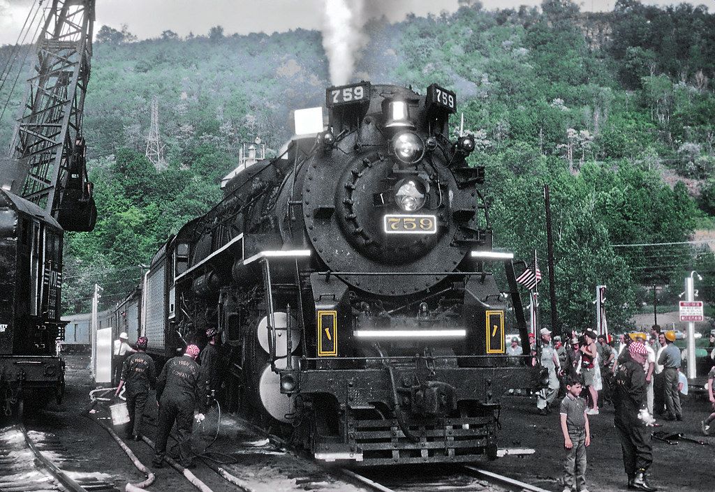 Nickel Plate Road 2-8-4 759