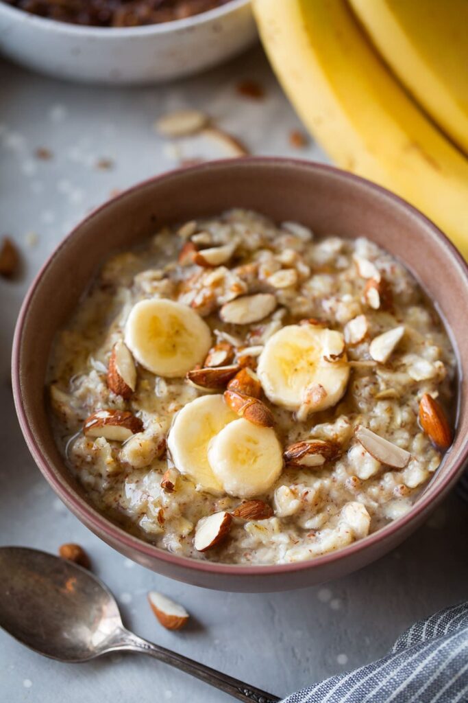 The Oatmeal and Coffee Ritual: Gates' Nutritional Anchor
