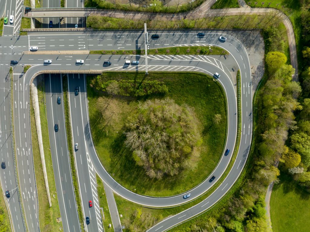 Rationale for Restrictions: Why Some Autobahn Sections Have Limits