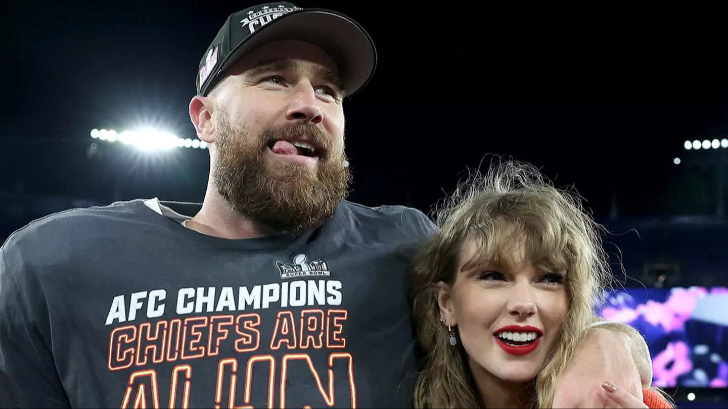 The Internet’s Epic Roar: Unpacking the Diverse Reactions to Taylor Swift & Travis Kelce’s Engagement Announcement