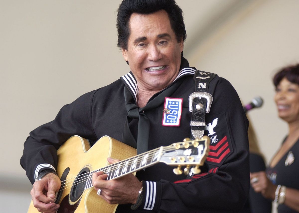 Wayne Newton: Mr. Las Vegas and His Enduring Legacy