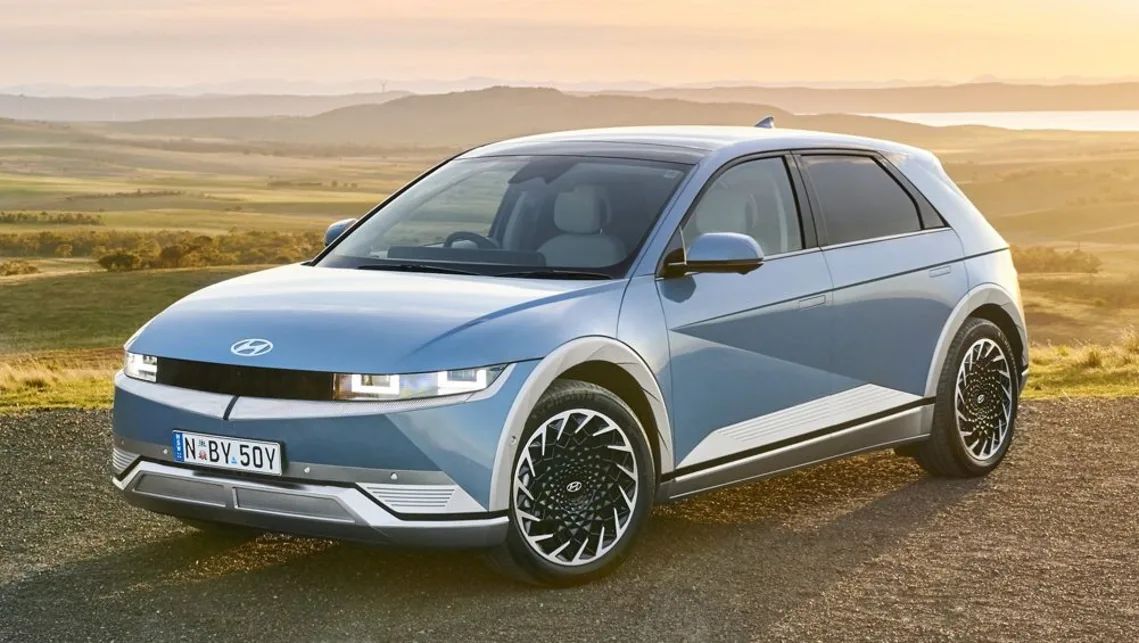 Beyond the Hype: Dissecting EV Battery Longevity and Performance in the Real World
