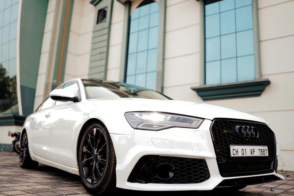 Audi RS6 Avant: The Speed and Style for Urban Escapes