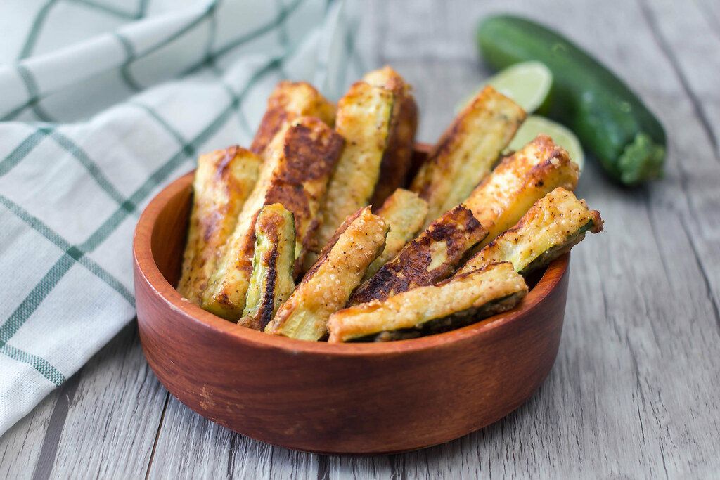 Air-Fryer Zucchini Fries