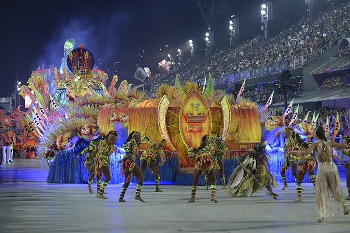 Dancing Through the Heat: My Unforgettable February in Rio de Janeiro During Carnival