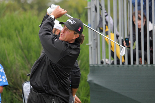 Phil Mickelson’s World of Opulence: A Deep Dive into Lefty’s Elite Garage and Luxurious Lifestyle