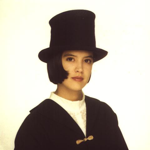 Phoebe Cates