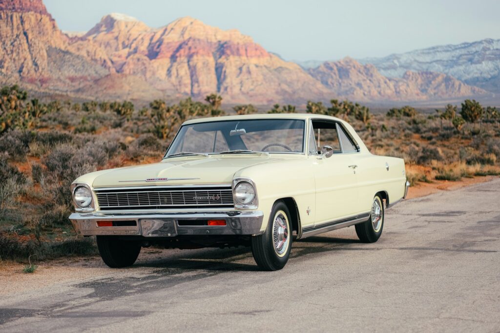 Do You Remember These 14 Jaw-Dropping Cars from the Golden Age of the 1960s?