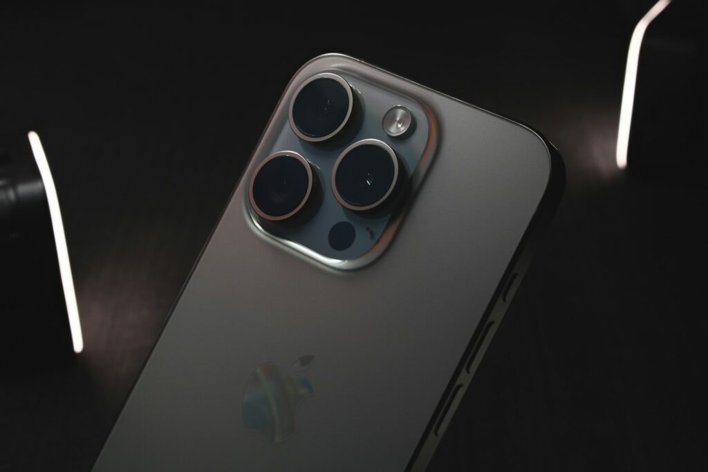 Unpacking Apple’s Next-Gen: A Deep Dive into iPhone 16 & 17 Camera Systems and AI Revolution