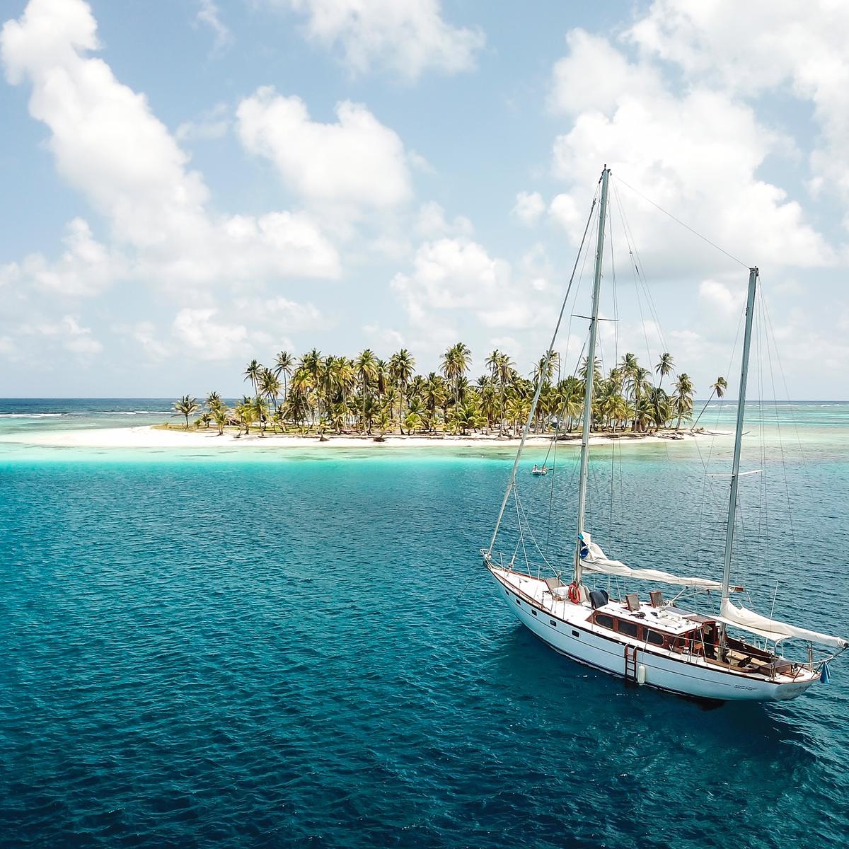 Sailing Paradise: Island Hopping the Stunning San Blas Islands from Panama to Cartagena