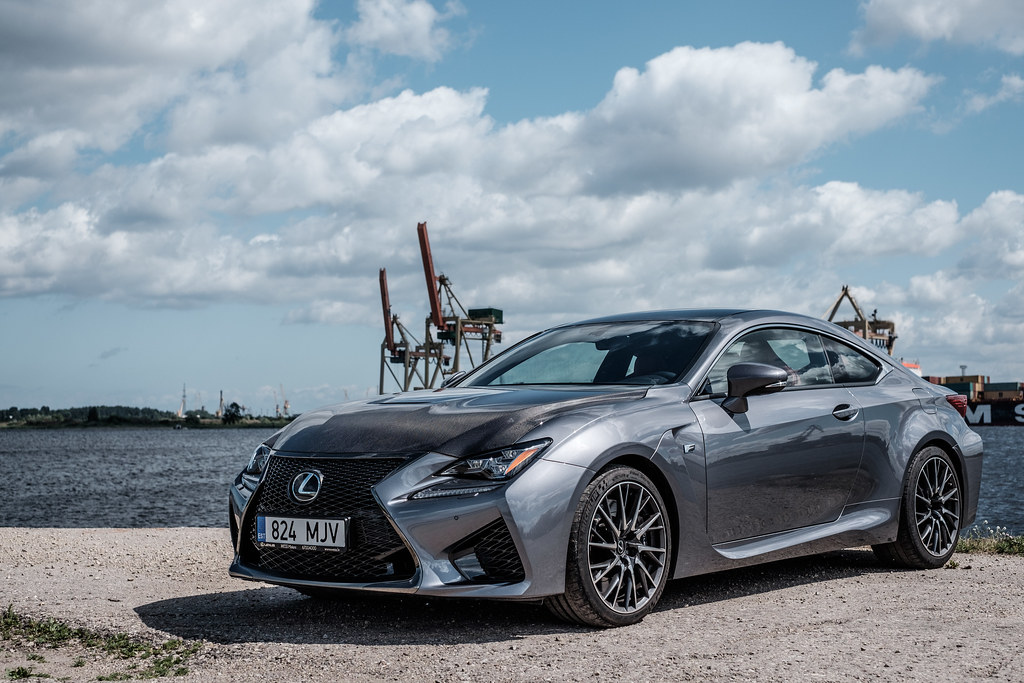 Lexus RC