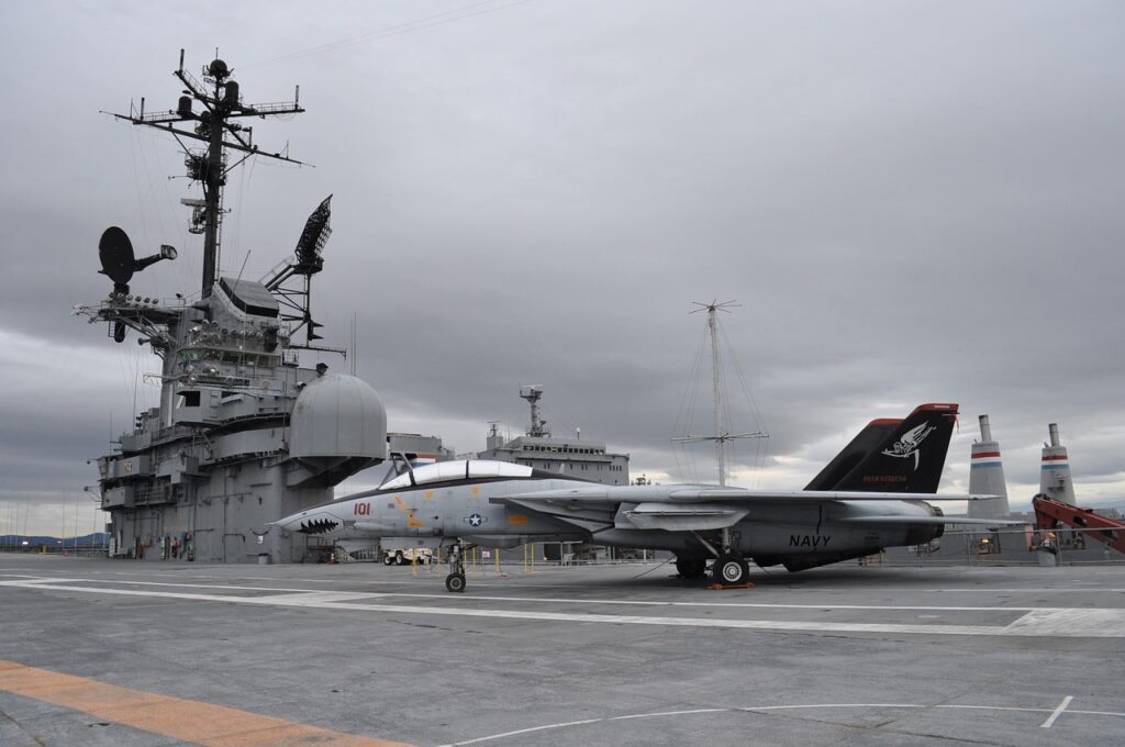 uss hornet, jet, navy, uss hornet, uss hornet, uss hornet, uss hornet, navy, navy, navy, navy, navy