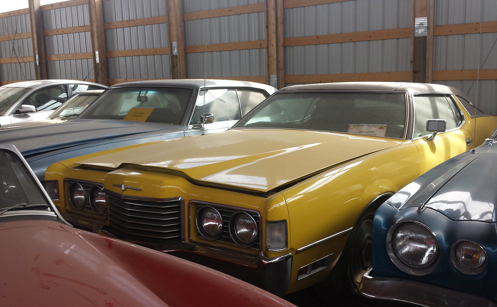 Ford Thunderbird